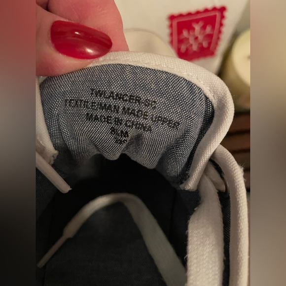 Tommy Hilfiger White Sneakers with Red and Blue Stripes - Picture 3 of 3